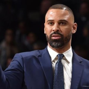 半岛体育官方网站-绿衫军加入马刺风格！乌多卡给双探花提新要求