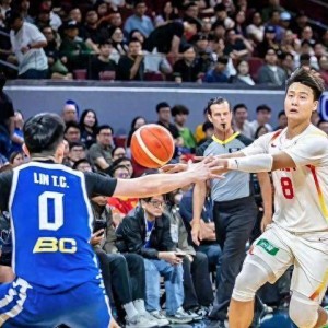 半岛体育官网-险胜！郭士强赛后吐真言，男篮更衣室这一幕太动人