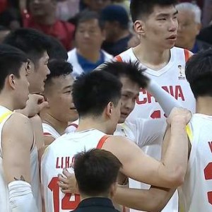 半岛体育-男篮逆转险胜，出线基本稳了，3人绝对功臣，2人拉胯，郭士强无奈