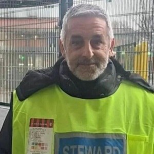 半岛体育APP-冬奥两重天：保安冻死岗，选手眼插冰刀，谁来守护冰雪梦？